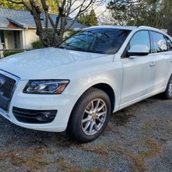 *READ* 2012 Audi Q5