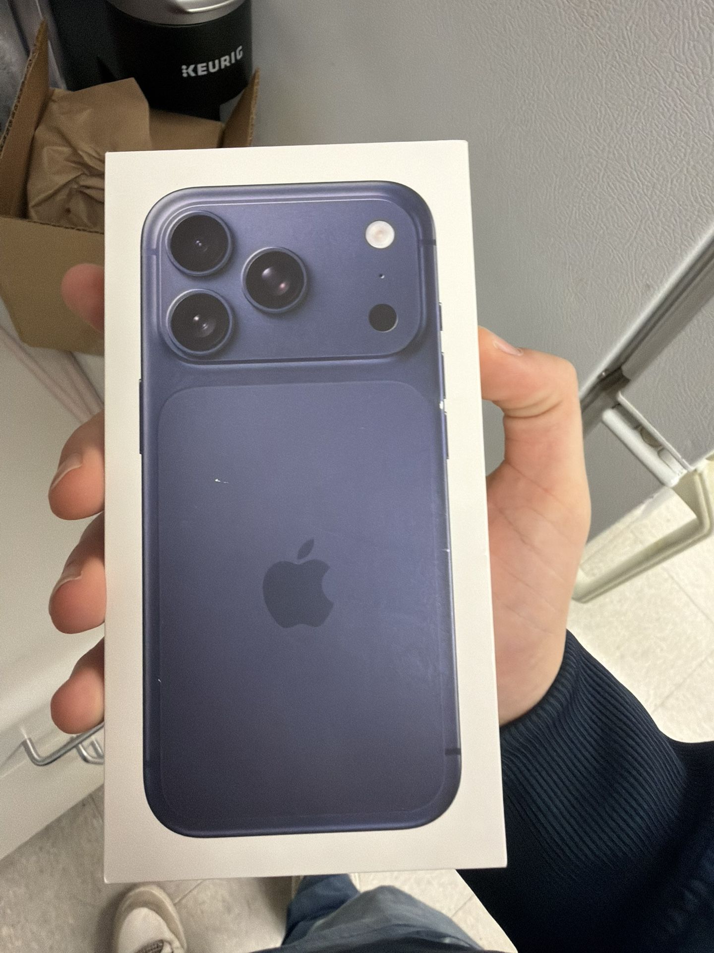 iPhone 17 Pro Blue 256G Unlocked