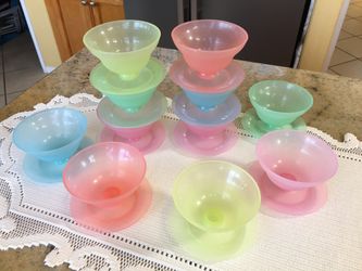 11 Tupperware ice cream sundae. Lifetime warranty from Tupperware company.
