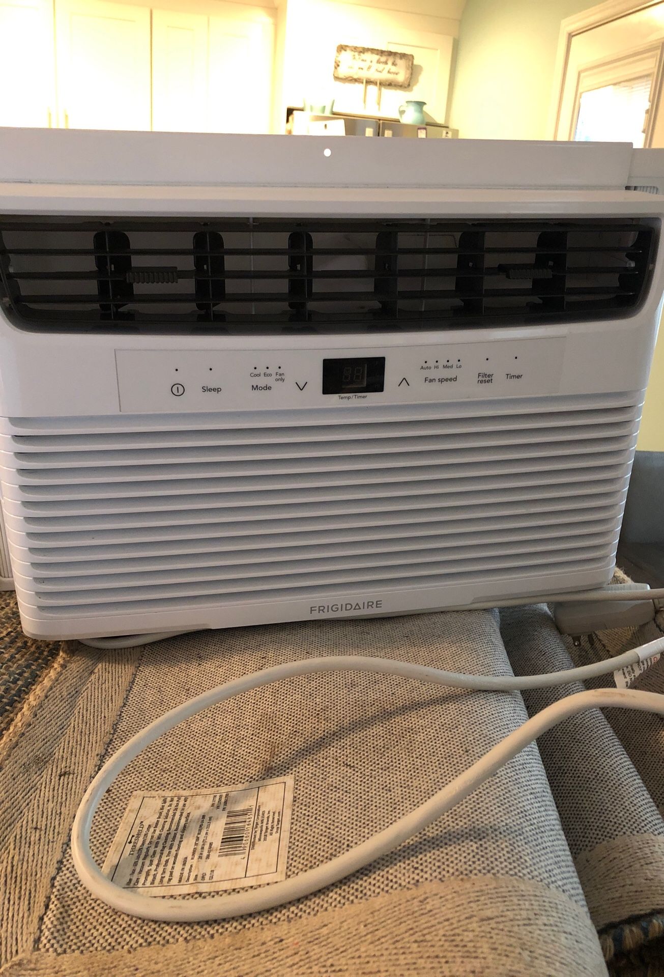 Frigidaire window unit : Model FFRA0622U10