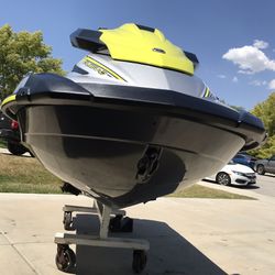 2020 Yamaha VXHO 1.8L High Output Cruiser With 64 Hrs Comes With A Trailer 