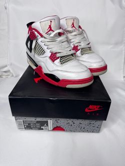 Retro Jordan 4
