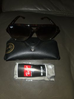 Ray-Ban CATS 5000 sunglasses