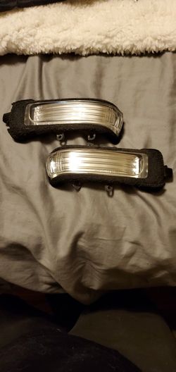 2nd Gen Tacoma Sport Mirror Turn Signals.