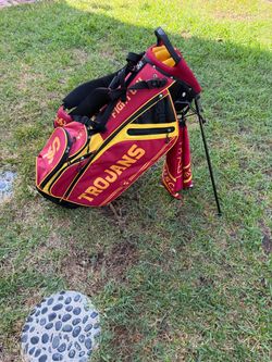 USC Trojans  team  Golf Stand Bag , with 3 head covers and Rain hood cover.