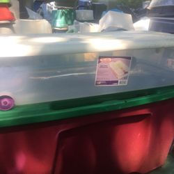 Under the bed storage tote only $10 firm￼
