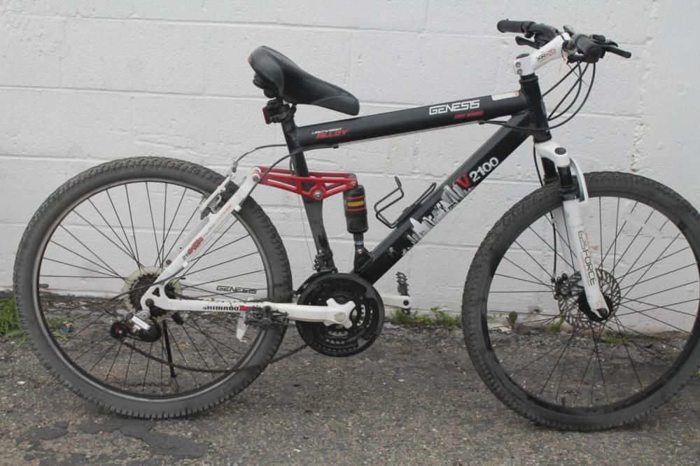 genesis v2100 mtb