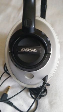 BOSE TRIPORT HEADPHONES SILVER BLACK WIRED GOOD SOUND