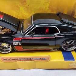 1970 FORD MUSTANG BOSS 429 DIECAST METAL 