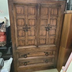 TV Cabinet/Armoire 