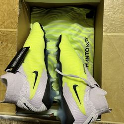 Nike GX Elite  Soccer Cleats  Size : 9,5