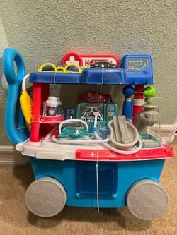DOCTORS TOY CART