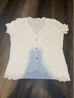 Women XL shirts