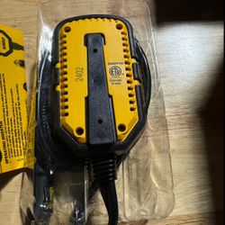 140-Watt Portable Car Power Inverter with Dual USB Ports