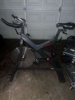 StarTrac V Bike