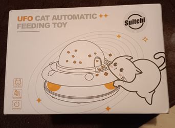 UFO Automatic Cat Feeding Toy