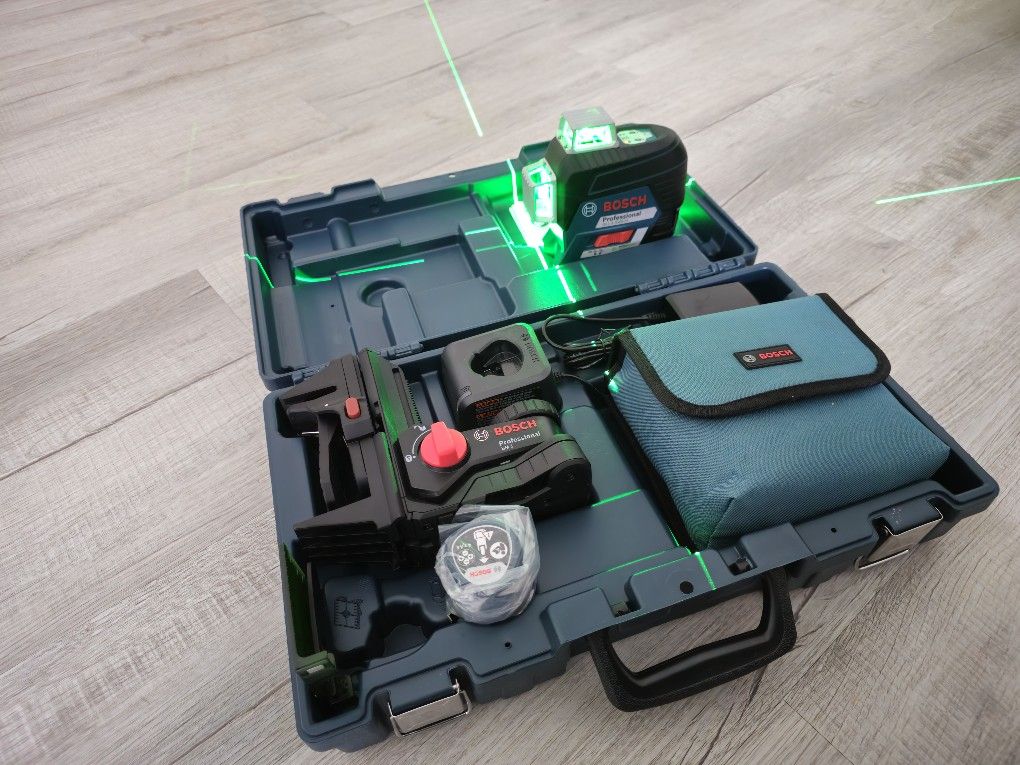 Bosch 3 Plane Laser - Brand New
