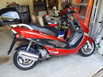 Scooter 150cc Bet & Win 2007   5501 Miles