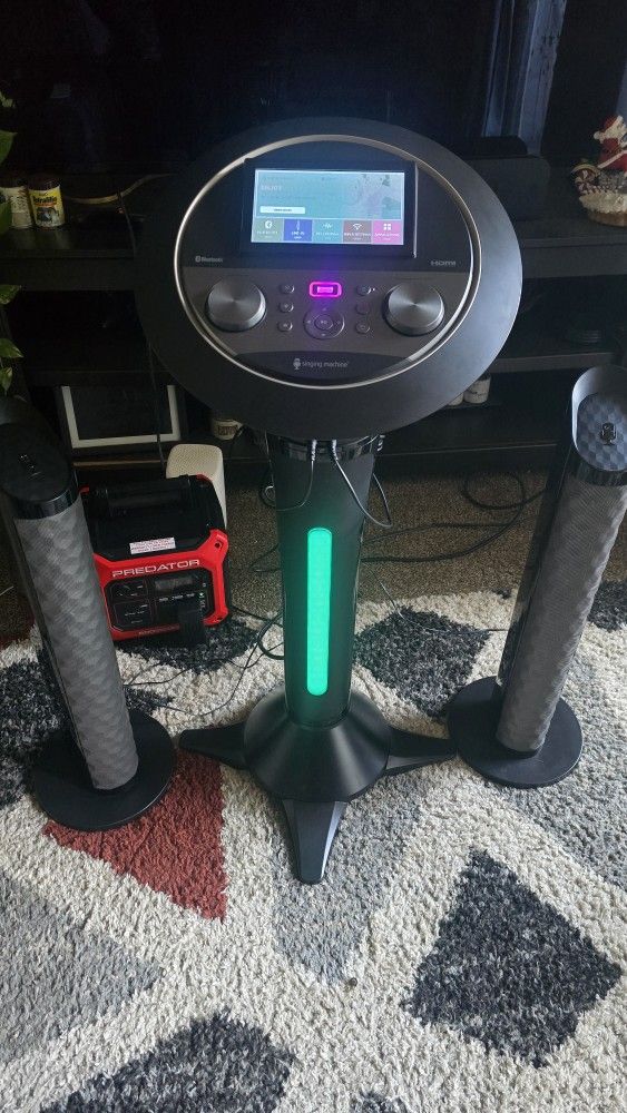 Singing Machine Premium Wi-Fi FW1090 7'' Touchscreen Karaoke System