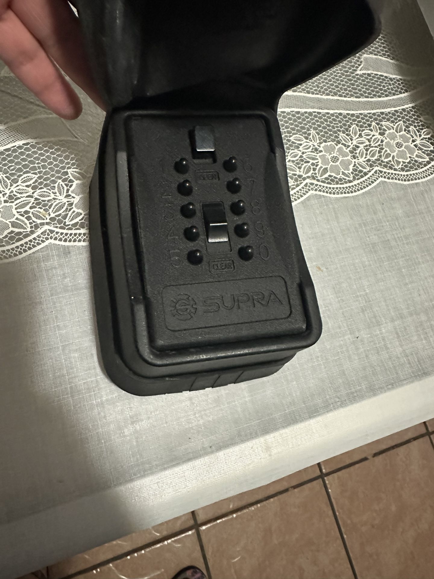 Supra Box Keys Key safe With Combination Lock