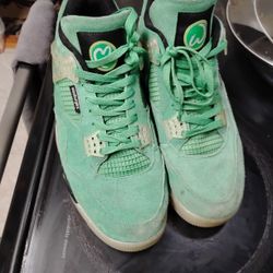 Jordan  Wahlburgers 4s