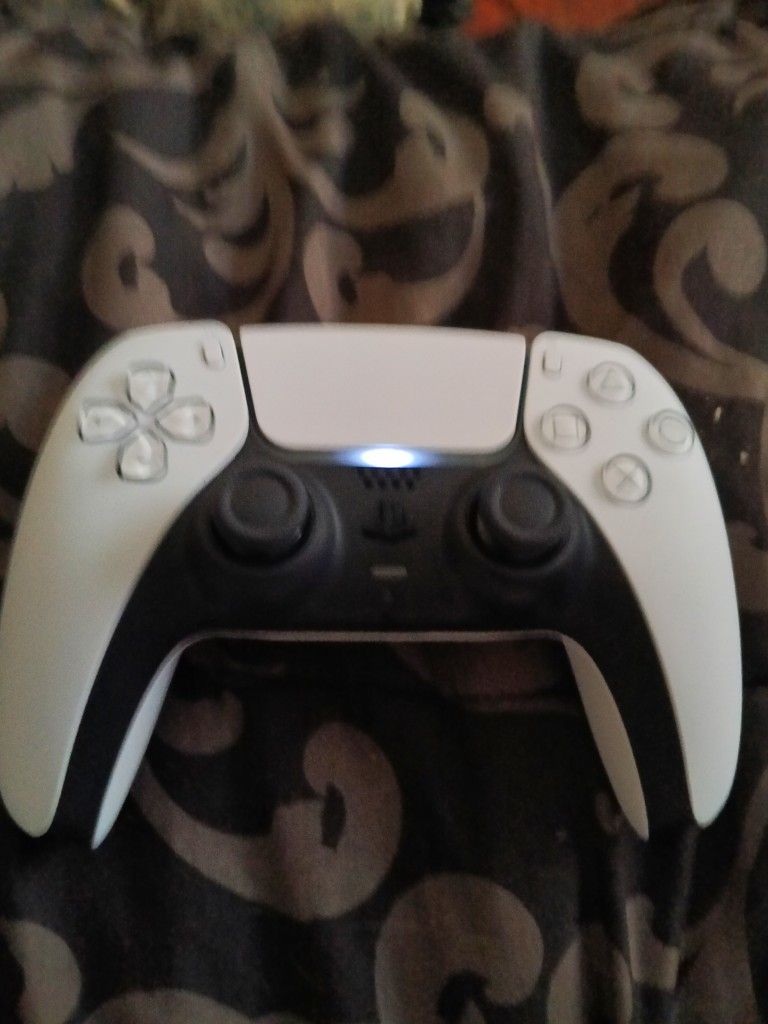 Mint Condition PlayStation 5 Dual Sense Controller