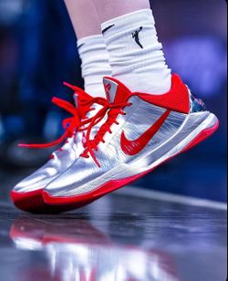 Caitlin Clark x Nike Kobe 5 Protro Rookie of the Year