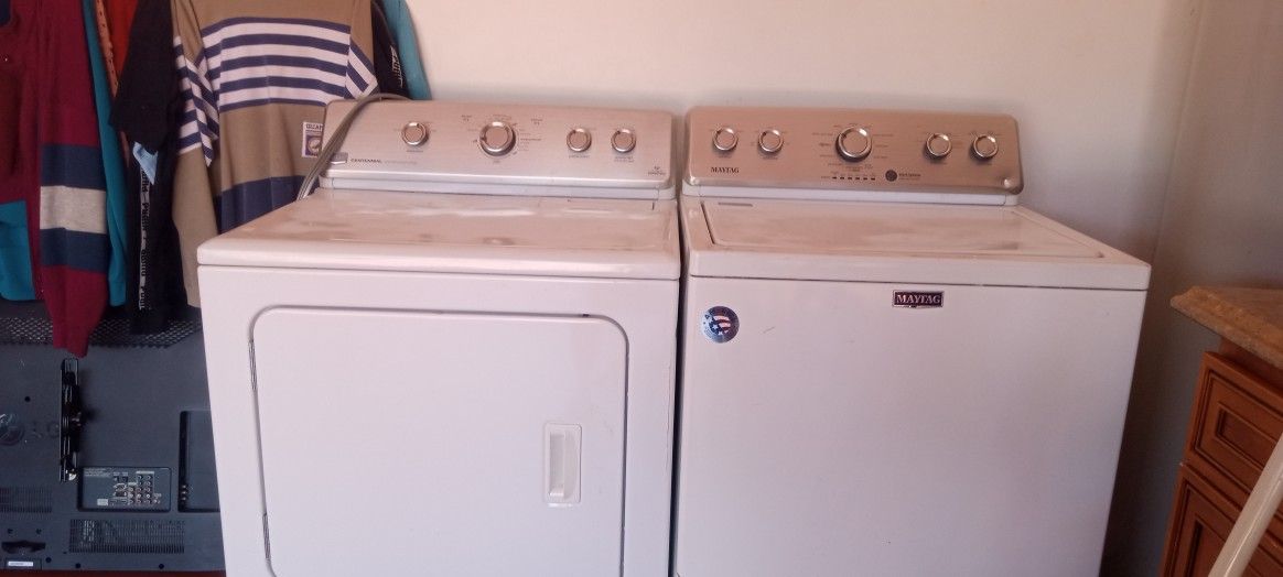 Maytag Washer & Dyer