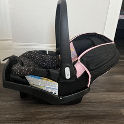 Evenflo Babygirl Car seat