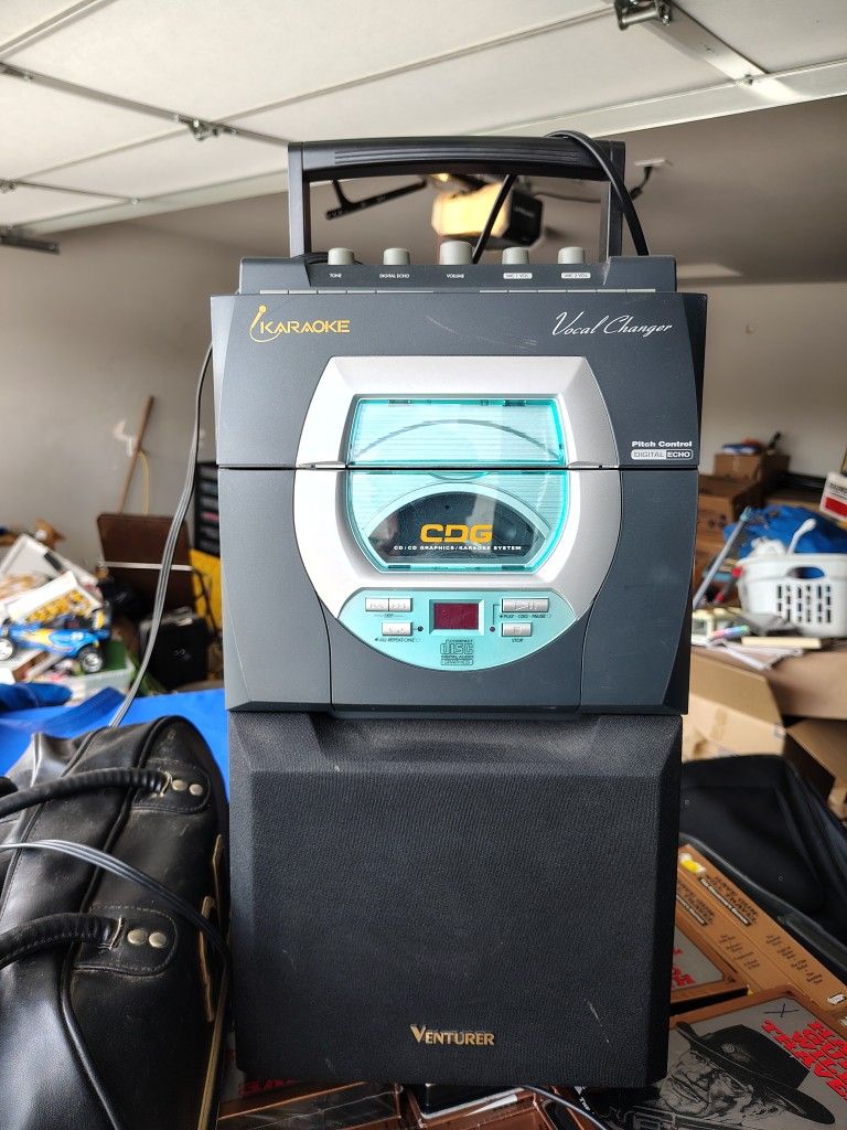 Karaoke System With CDS