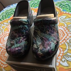 Dansko Professional LT CLOG