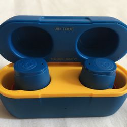 SKULLCANDY JIB TRUE Blutooth WIRELESS EARBUDS EARPHONE — NO BOX — LIKE NEW ❤️ MOTHER’S DAY GIFT ❤️ 🇺🇦 Stand  With UKRAINE COLOR 🇺🇦🇺🇦🇺🇦
