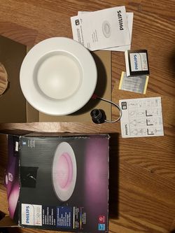 Phillips Hue Personal Wireless Lighting, White And Color Ambience Bluetooth 5/6"
