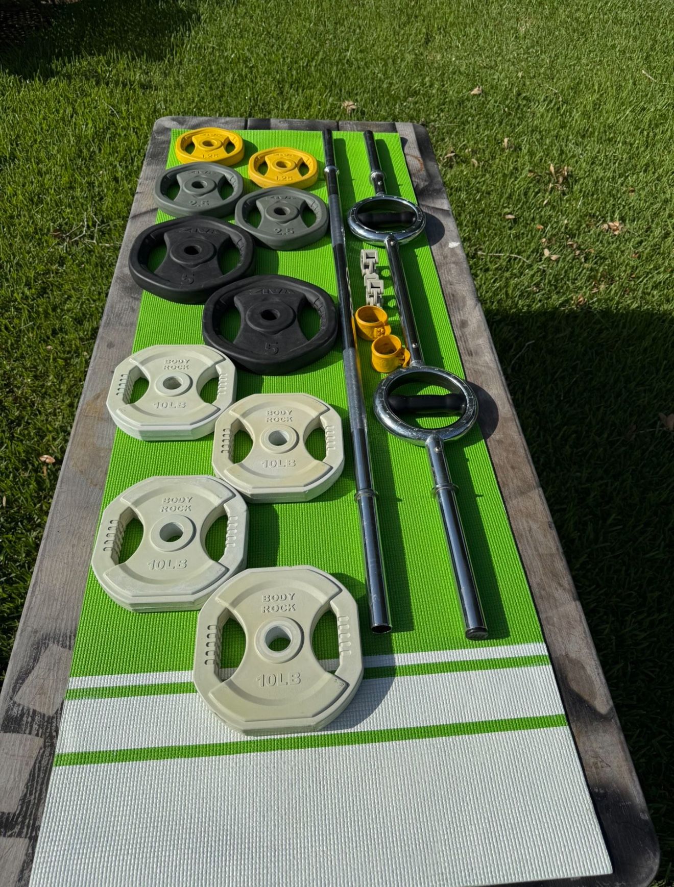 Complete Studio Weight Set With Barbell And Adjustable Curl Bar ( BODY ROCK AND ZIVA)