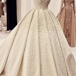 GORGEOUS WEDDING DRESS 