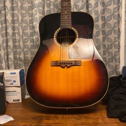Acústic Guitar