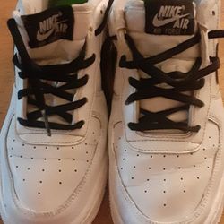 Nike's Men 7