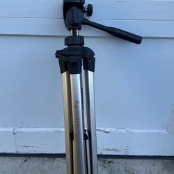 Camera And Video Tripod