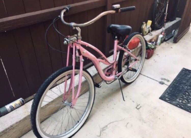 Schwinn Roxie girls women’s womens beach cruiser bike bicycle mtb fixie cruzer BMX ride pink springer fork worksman seat