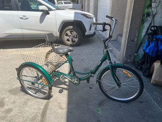 Three wheel bike
