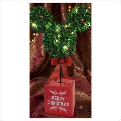 ​Disney Magic Holiday Mickey Mouse 3 FT Lighted LED Topiary Tree