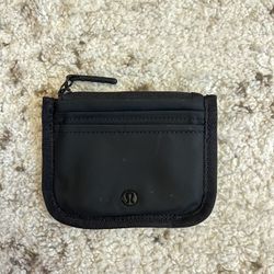 lululemon wallet