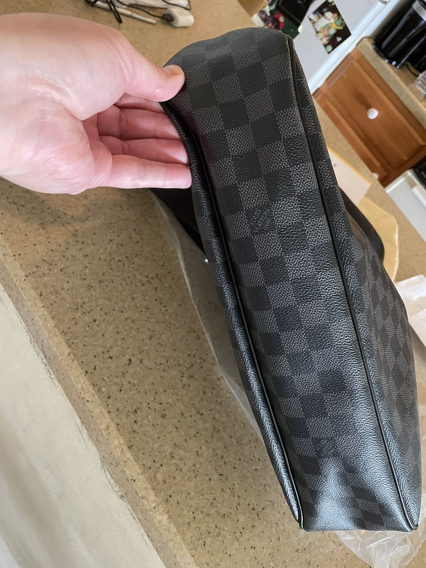 Louis Vuitton Trio messenger bag for Sale in Fulshear, TX - OfferUp