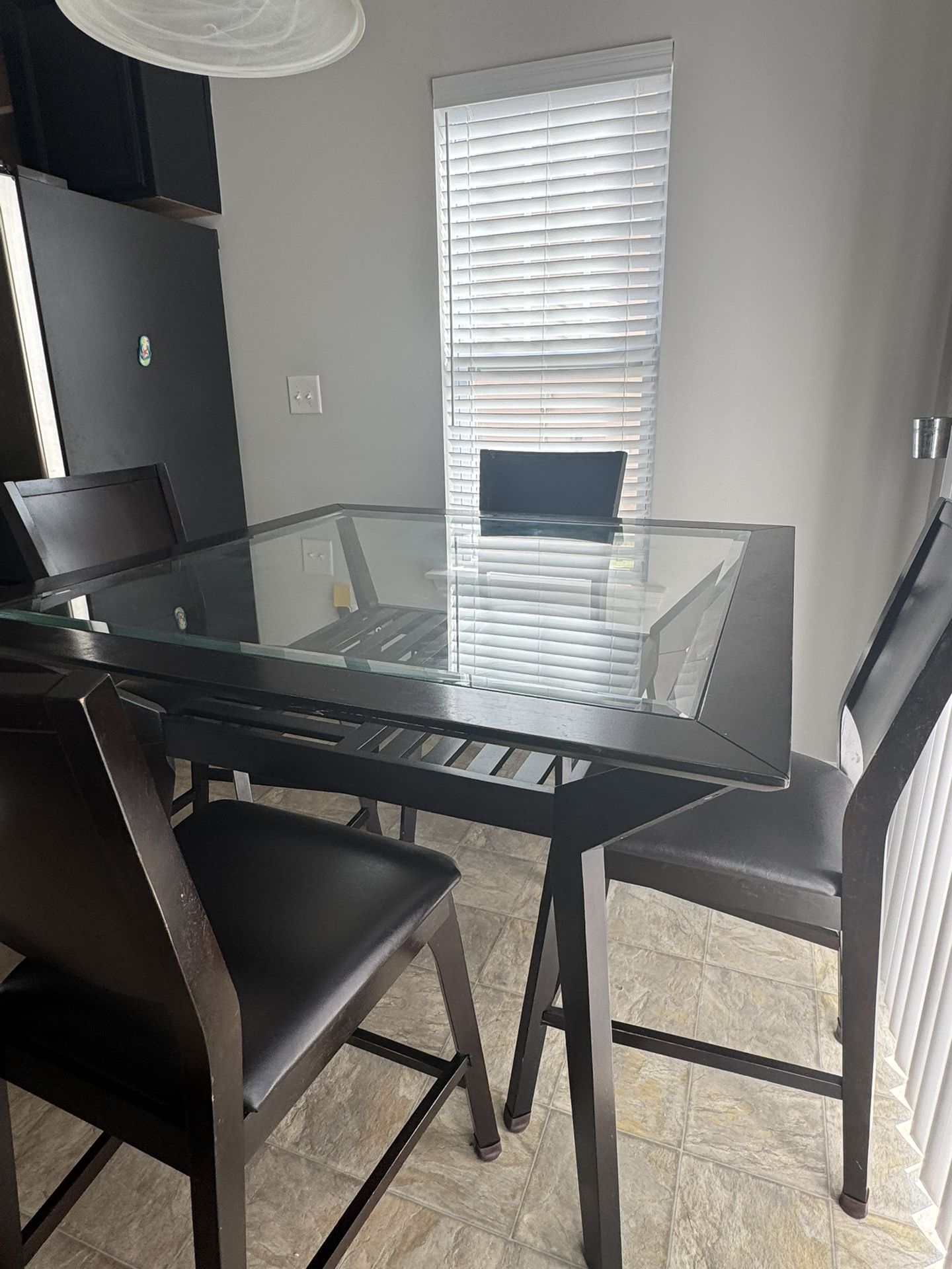 Kitchen Table And Chairs