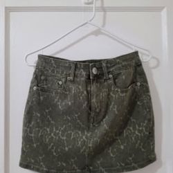 AE Hi-Rise Mini Camu Skirt 
