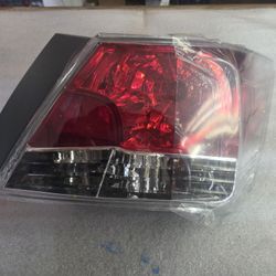 2008 2012 Honda Accord Right Taillight 