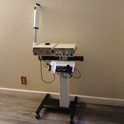 Regency F-7000 Multi Function Pro Facial System.