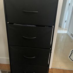 Dresser With 4 Soft Drawers