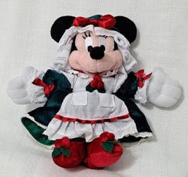 New With Tags Retired Mrs Santa Claus Christmas Xmas Holiday Jingle Bell Plush Beanbag Doll