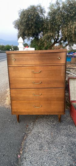 vintage mid century modern highboy dresser by Bassett